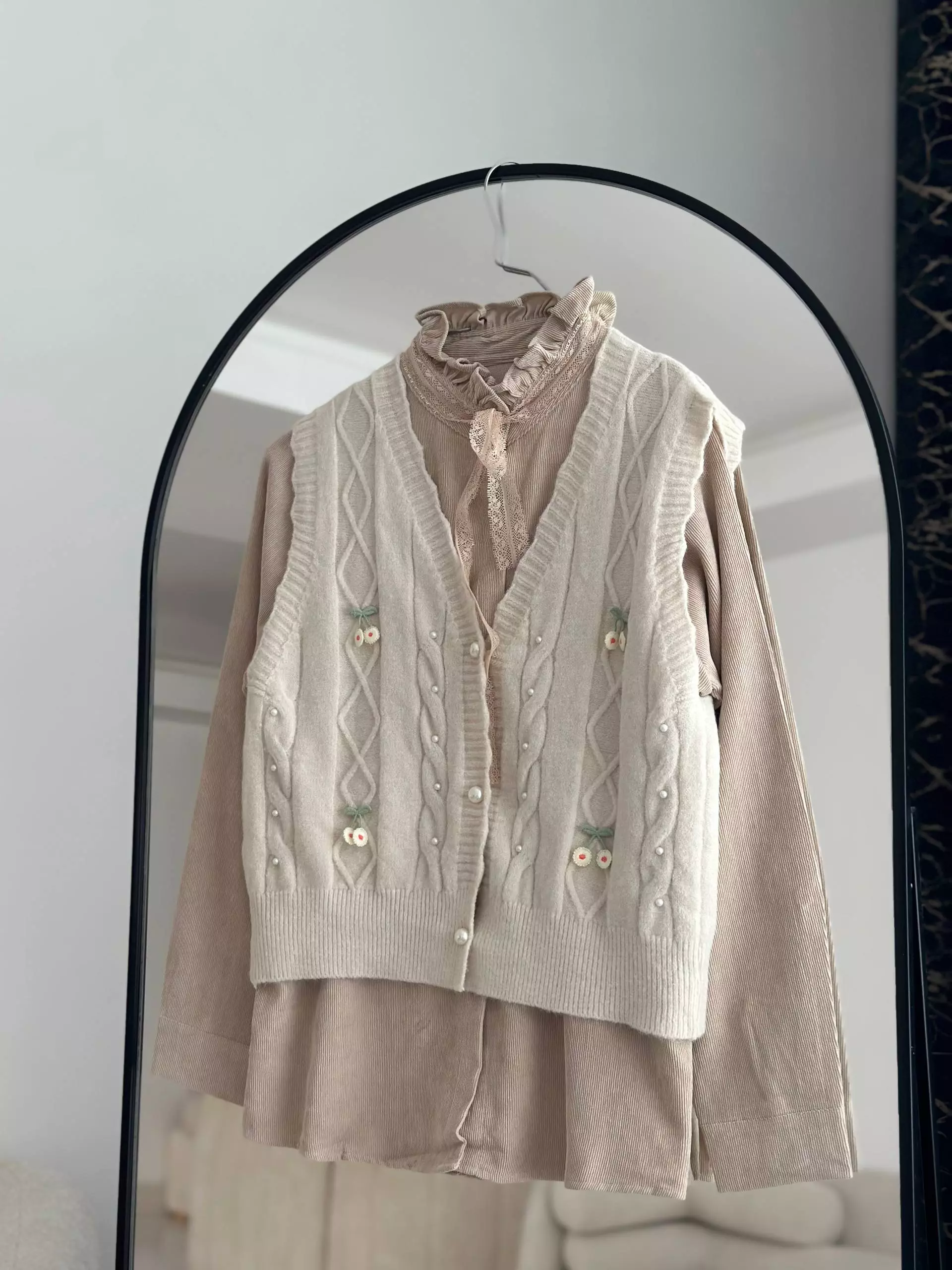 ست نازگل 2024