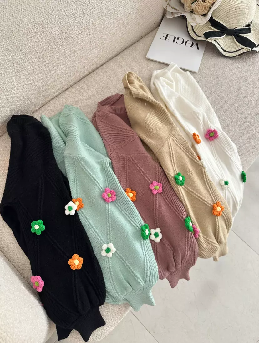 بلوز استین گل 2074