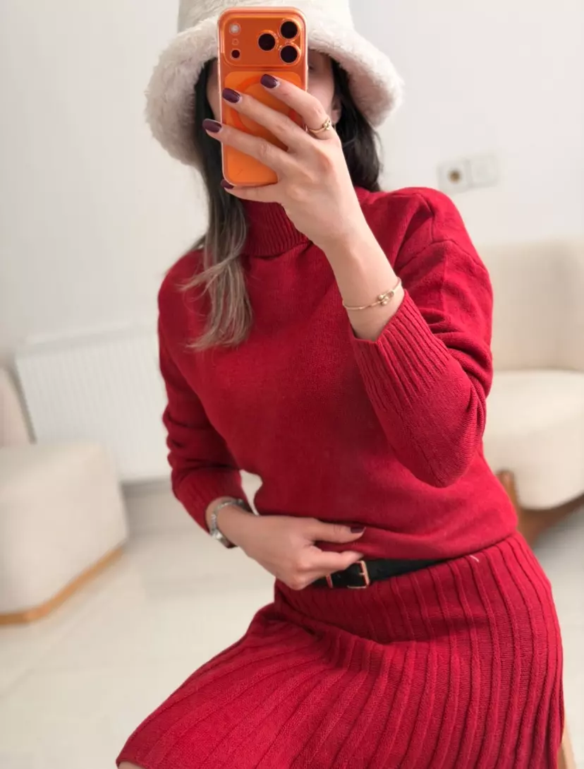 ست یقه اسکی با دامن کوتاه 3467