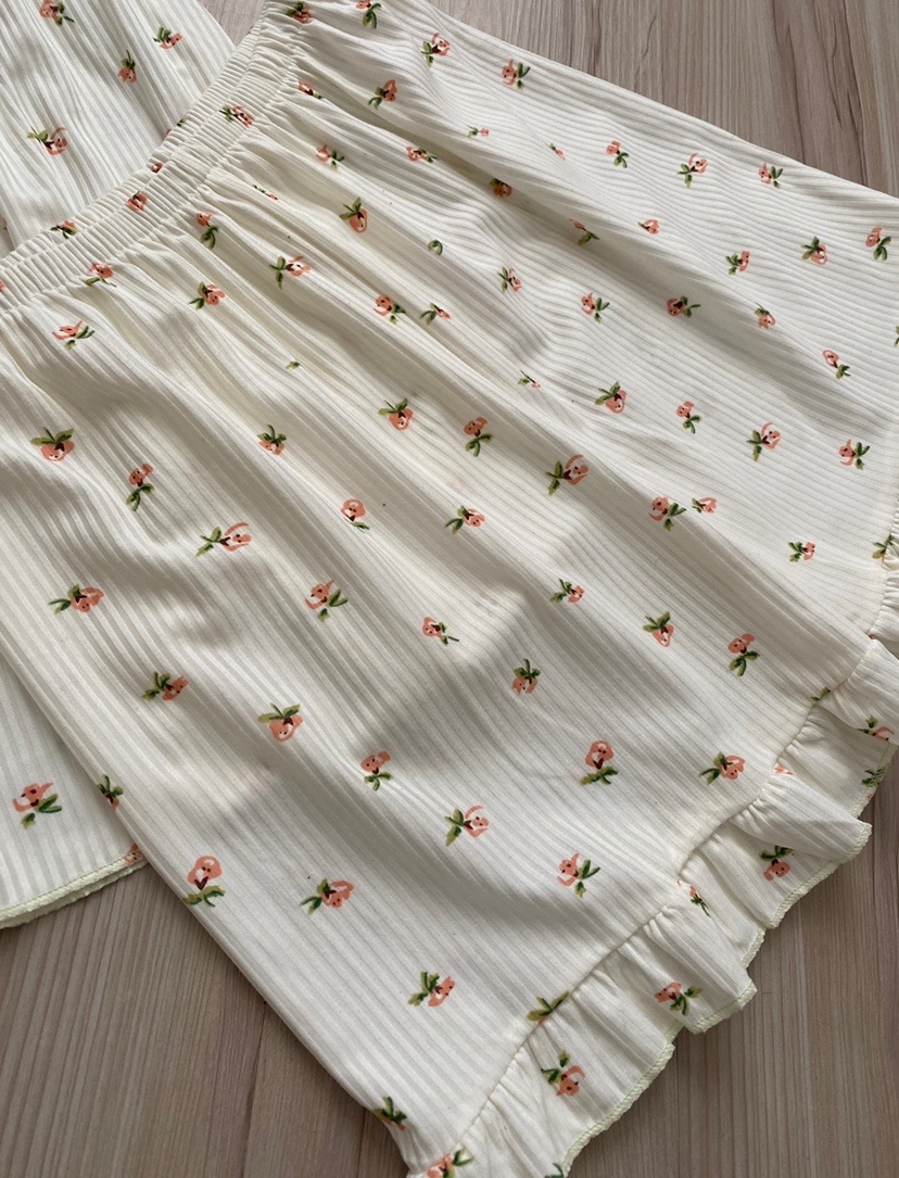 تاپ شورتک426