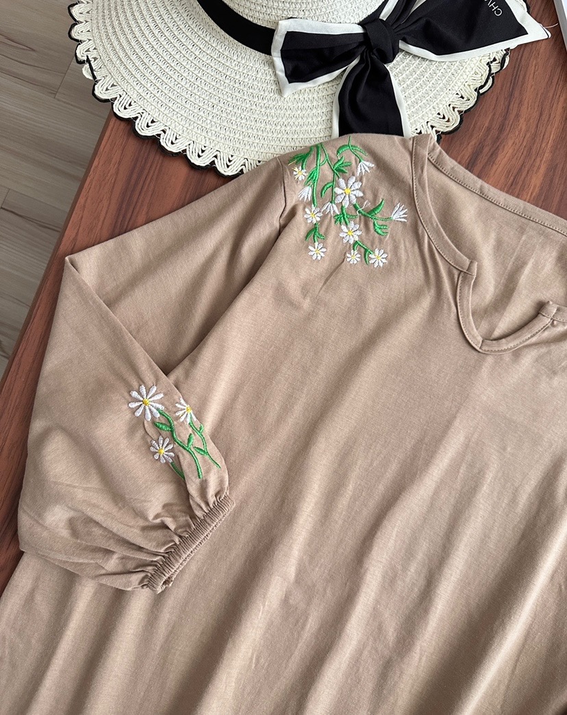 پیراهن گلدوزی بابونه533