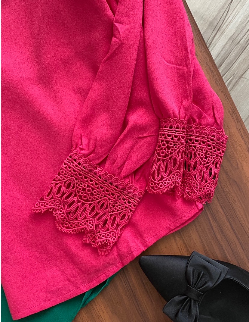 شومیز سرشانه گیپور582